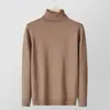 2024 Suéter de Cuello Alto para Hombre Otoño e Invierno Nuevo Estilo Tejido para Capa Base Estilo Coreano Moderno Versátil Tejido Fino