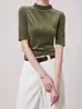Venta al por mayor transfronteriza ropa de mujer producto explosivo estilo de temperamento de lujo ligero estilo explosivo cuello semi-alto terciopelo corte ajustado manga media camiseta básica
