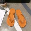 Novas Chinelas Estilosas para Mulheres no Verão, Sandálias Simples para Usar na Rua, Antiderrapantes para Banho, Moda Popular, Sandálias Versáteis e de Alta Qualidade