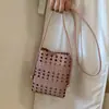 Bolso Pequeño Transfronterizo de Moda Tallado Hueco para Mujer, Nuevo 2026 Bolso de Moda para Teléfono Móvil al Aire Libre, Bolso Versátil de Hombro Cruzado