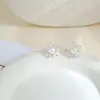 Pendientes de Perla Otoño e Invierno Gama Alta Elegantes con Estilo Nicho Lujo Accesible Aguja de Plata S925 Tienda Compra al por Mayor