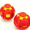 Pelota colorida impresa en 3D para aliviar el estrés con doble modo de juego de presionar y girar, un juguete de spinner portátil para aliviar el aburrimiento en la oficina