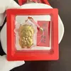Año de la Oveja Dinero para Gastar Colgante para Teléfono Lámina de Oro Puro Dibujo Animado Mini Colgante de Cordero Llavero de Bolso Conductor de Tráfico Recuerdo Regalo