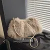 Bolso bandolera súper popular para debajo del brazo con diseño de conejo, exquisito y de lujo ligero, accesorio de bolso de otoño para mujer, peluche, simple y moderno, bolso de mano, nuevo modelo 2026