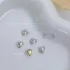 Accesorios de Uñas de Moda con Diamantes Transparentes Blancos Apilados Populares, Corazón de Melocotón Inclinado, Cuadrado Grueso, Perlas Tridimensionales, Bolas de Diamante Terminadas y Diamantes Brillantes