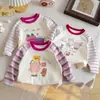 Camiseta de Manga Larga a Rayas de Bloques de Color para Niñas, Nueva Moda Primavera/Otoño 2026 Estampado de Dibujos Animados Camiseta Básica de Otoño para Niños