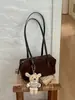 Bolsa de bowling de gamuza transfronteriza modelo nuevo 2026, bolso baguette vintage de piel de vaca esmerilada para debajo del brazo, bolso de hombro Boston