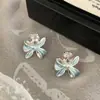 Pendientes de flor pintados al óleo, sencillos y elegantes para el verano, con un aire de nicho, sensación de alta gama, versátiles para el uso diario, pendientes dulces y encantadores