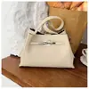 Bolso Pequeño Transfronterizo 2025 Nuevo de Moda Más Vendido para Mujer, Bolso Cruzado de Hombro Único Vintage Otoño e Invierno, Bolso Cubo
