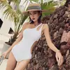 Nuevo Traje de Baño Estilo Coreano para Mujer ins Cubre Vientre Sexy Escotado Lateral Cintura Cubre Vientre de una Pieza Aspecto Adelgazante Sexy Escote Profundo Popular Traje de Baño