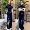 Conjunto de Ropa a la Moda para Mujer, Estilo Coreano, Estilo Deportivo Casual de Gama Alta, Conjunto de Dos Piezas de Pantalones Anchos de Manga Corta a Rayas, Moderno