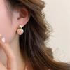 Pendientes de color rosa melocotón dulce Pink Mist para mujer 2024, nuevos pendientes suaves, dulces y encantadores, pendientes ligeros de lujo de alta gama.