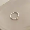 Anillo de Perla Dulce para Mujer, Estilo Minimalista de Moda, Elegante Anillo Abierto de Cruz de Plata, Anillo Versátil para el Dedo Índice