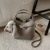 Bolsa de Mão Casual Pequena Tote Bag para Mulheres Moda Outono Inverno 2025 Nova Bolsa Saco Ombro Transversal Casual para o Dia a Dia