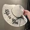 Sombrero de Paja de Ala Ancha Bordado con Flecos y Lazo para Mujer para Vacaciones de Verano en la Playa Protección Solar Sombrero de Paja en Stock