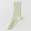 Calcetines Blancos para Mujer Estilo Little Red Book, Seda de Morera de Verano, Nuevo Estilo Primavera y Otoño, Calcetines Blancos Lisos Suaves y Holgados para Mujer