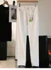 Jeans blancos lavados ecológicos, pantalones skinny delgados de lyocell elásticos en cuatro direcciones, Verano 26 H050814