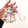 Colgante de Peluche Princesa Coco Oso Escapada DIY Falda Elegante Bolso Oso Llavero Cadena para Teléfono Móvil Accesorios