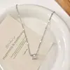 Collar Minimalista Colgante Cubo para Mujer, Cadena de Clavícula Versátil Creativa Personalizada Cubo de Rubik Cadena de Cuello de Moda Nicho