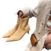 Nueva Colección Primavera/Otoño 2025: Botines Retro de Patchwork con Punta para Mujer, con Piel Suave, Tacones Bajos y un Ajuste que Estiliza
