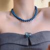 Colar Coração de Cristal Tridimensional Dopamine Glacier Blue para Mulheres com Contas Redondas Cor Creme e Corrente para Clavícula com Contas Azul Frio