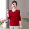 Moda Tricô Fashionável Nova Primavera para Mães, Tops para Meia-Idade para Pessoas de 50 Anos, Novo Suéter Versátil Slim-Fit Estilo Chinês