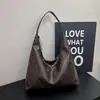 Bolso de mano casual relajado para mujer, gran capacidad, nueva moda 2026, bolso de hombro suave de cuero para el trabajo