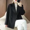 Cardigã Elegante 100% Lã de Botão Duplo para Mulheres, Suéter Versátil de Manga Longa Cor Sólida com Decote V, Casaco de Lã Pura