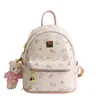 Mochila de mujer fresca y dulce, moderna y versátil, mochila con estampado de dibujos animados lindos, nuevo modelo 2026, bolso cruzado, bolso para el trabajo