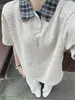 Camisa Polo de Verano Versátil para Hombre Estilo Retro Americano con Parche de Cuadros y Diseño Falso de Dos Piezas