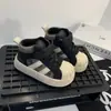 Zapatillas Deportivas con Punta de Concha para Bebé, Nuevas para Primavera y Otoño, Antipatadas, Casuales, Individuales para Niños y Niñas, de Caña Media, Transpirables y Cómodas