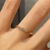 Atrapasueños Estilo Francés Minimalista Anillo de Encaje Hueco de Plata Estilo Vintage Fresco Anillo de Dedo Índice Versátil de Gama Alta para Mujeres