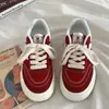 Zapatos de Lona Nuevos de Suela Gruesa para Mujer Primavera y Otoño 2026, Diseño de Nicho, Tenis Retro Estilo Hong Kong, Zapatos Blancos Casuales para Estudiantes