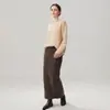 Nueva colección de otoño e invierno: una falda de punto de cachemira de hilo doble de siete agujas, gruesa, de corte ajustado, que favorece la figura y a la moda, de largo hasta la rodilla, con adornos de botones