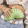 2024 Bolsa de ombro feminina europeia e americana nova bolsa crossbody em forma de concha bolsa de acrílico fashion bolsa de mão para jantar de casamento