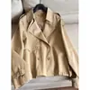 101,3kg Trench coat estilo jaqueta com gola alta e barra ajustável, caimento levemente solto, atacado N3DW86522