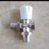 Válvula de control de temperatura manual recta/angular/tres vías de fábrica válvula de control de temperatura de radiador