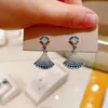 Collar y Pendientes de Abanico Completamente Diamantados para Mujer Colgante de Falda con Diamante Rosa Degradado Cadena para Clavícula Abanico Exquisito Versátil Accesorio de Alta Gama