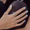 Moda Europea y Americana Anillos Apilables Bicolor Full Diamante Circonita Diseño Retorcido Set de Lujo Ligero Anillos Venta Caliente Transfronteriza Fabricante Mayorista