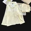 Pijama de Manga Larga para Mujer, Seda Helada de Primavera y Otoño Modelo Nuevo 2026 con Almohadillas en el Pecho, Conjunto Holgado de Ropa para el Hogar de Otoño para Mujer de Tallas Grandes