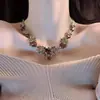 Collar vintage de segunda mano, lujo ligero europeo y americano, cadena de clavícula de alta gama, diseño de nicho, moderno y versátil, joyería llamativa