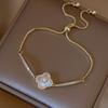 Pulseira de Amor Flor de Quatro Pétalas Zircônia Moda Transfronteiriça Pulseira de Alto Nível de Luxo Leve Pulseira Super Brilhante para Namorada Combina com Tudo para Mulheres