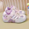 Zapatos Casuales para Niños 2026 Primavera Nuevo Estilo Transpirables Suela Suave Moda Malla Deportivos para Correr para Niños Medianos y Grandes Niñas
