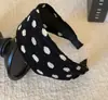 Faixa de cabeça plissada com bolinhas grandes e aba larga para mulheres, novo design xadrez, copa alta, acessório de cabelo que afina o rosto para uso diário