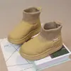 Botas de Neve Femininas de Lã com Emenda na Boca 2025 Inverno Nova Moda Botas Curtas de Veludo Masculinas Sapatos de Algodão Grandes para Meninas