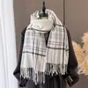 Bufanda Chal de Cuello Cálido Anti-frío a Cuadros de Temperamento Estilo Coreano Otoño e Invierno Versátil para Viajes Diarios Bufanda con Borlas de Cachemira Sintética para Pareja