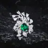 Diseño de Joyería de Alta Gama Anillo Imitación Esmeralda Diamante Corte Princesa Incrustado Diamante Verde Abierto Circonita Geométrico Lujo Ligero