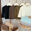 Camiseta Versátil Unissex para Bebê Estilo Primavera e Outono Cor Sólida Gola Redonda Manga Longa Pulôver de Algodão Confortável Camiseta Básica
