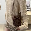 Moda Estampa de Leopardo Personalidade Bolsa Pequena Feminina 2024 Novo Estilo Personalidade Estilo Ocidental Bolsa para Celular Ombro Transversal Bolsa Pequena