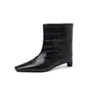3.5 Botas curtas respiráveis e estilosas estilo britânico, novo modelo outono e inverno 2026, bico quadrado, salto grosso, botas de moda slip-on para mulheres
